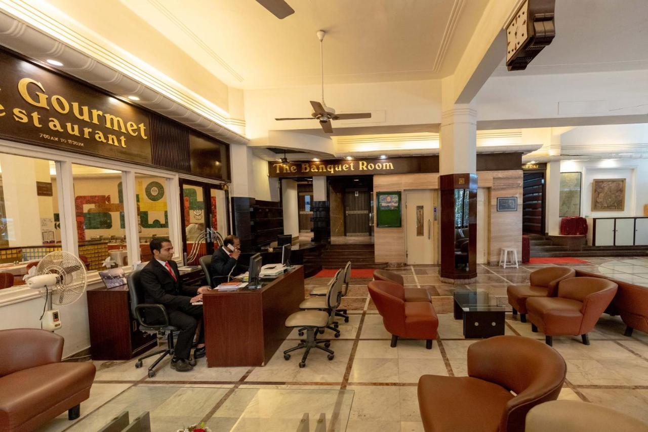 West End Hotel Мумбай Екстериор снимка